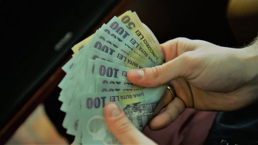 Cât este salariul minim pe economie