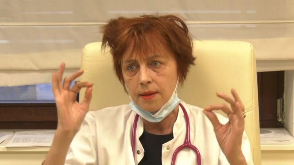 Cine este Flavia Groșan