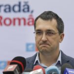 Se cere demisia lui Vlad Voiculescu: Opriţi-vă, domnilor, şi plecaţi acasă!