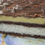 Prăjitura Diafană, o reţetă extrem de simplă, cu un gust minunat! E gata în 15 minute