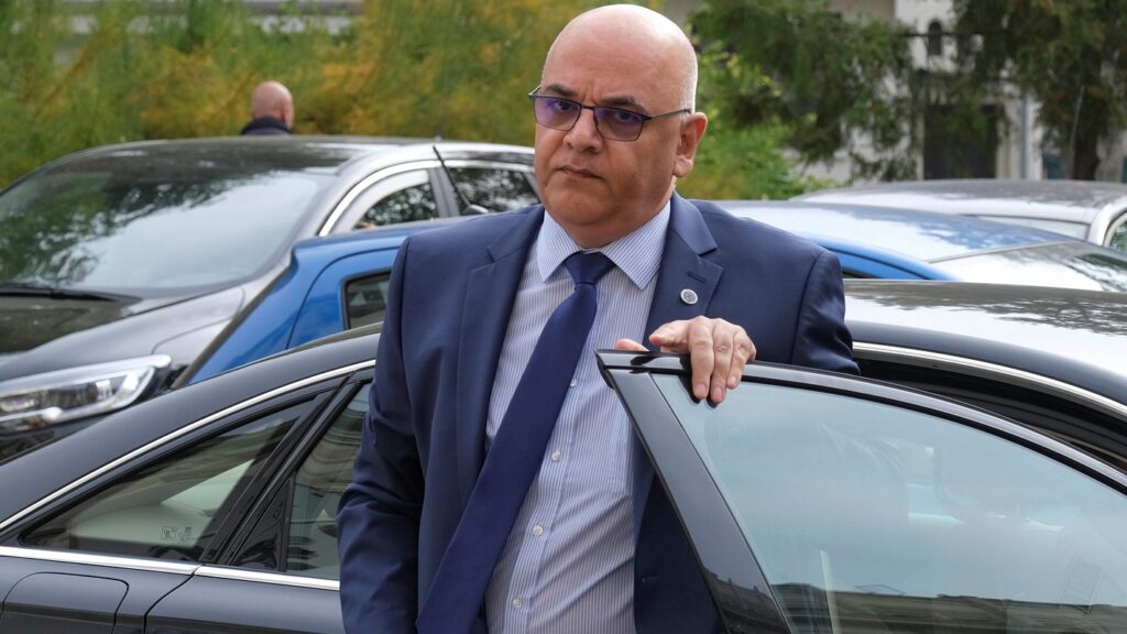 Decizia impusă de Raed Arafat a fost declarată ilegală. Instanța a decis!