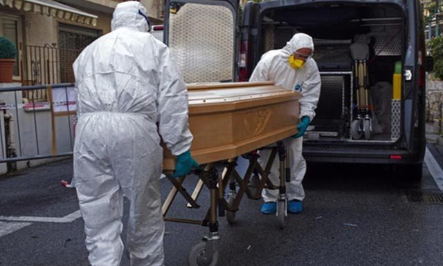 Se schimbă regulile de înmormântare. Ce ce întâmplă în situațiile cu COVID