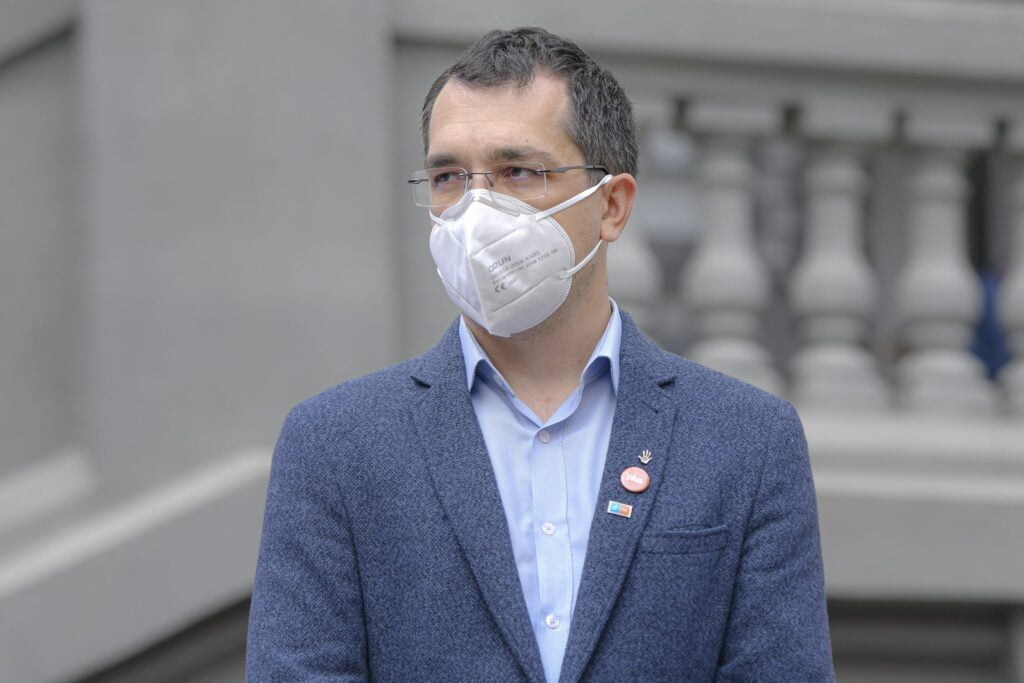 Vlad Voiculescu a fost demis