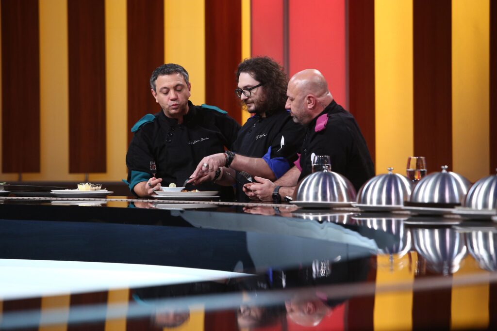 Cum te înscrii la Chefi la Cuțite. Ce trebuie să faci dacă vrei să participi