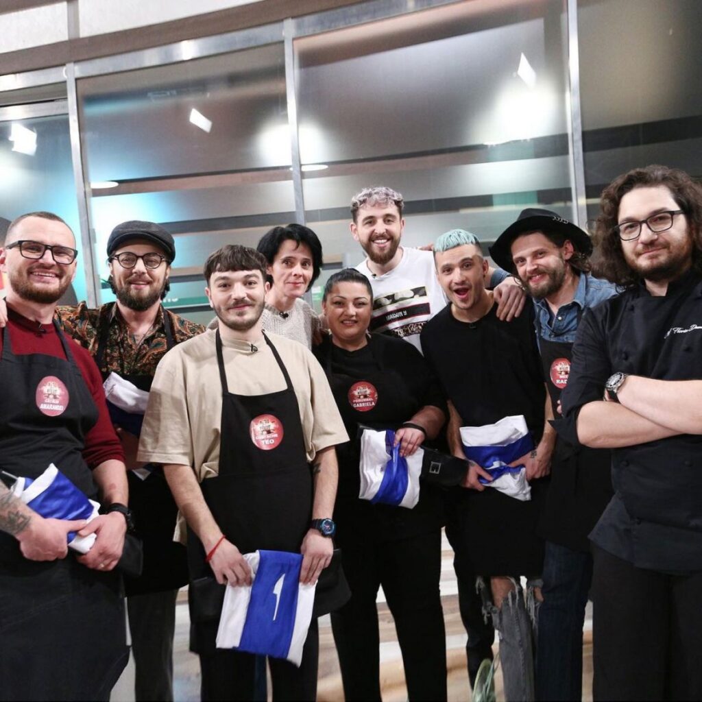 Echipa lui Florin Dumitrescu. Chef Dumitrescu și-a ales echipa cu care va lupta în sezonul 9 al emisiunii Chefi la cuțite.