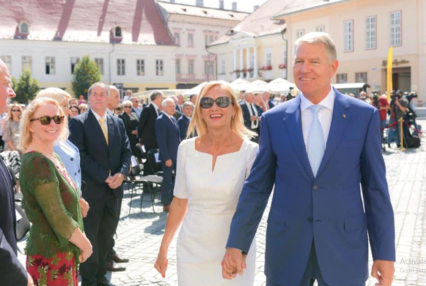 Carmen Iohannis a atras toate privirile în prima zi de școală