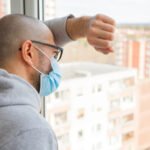 Cine trebuie să stea în carantină și cu ce diferă de autoizolare