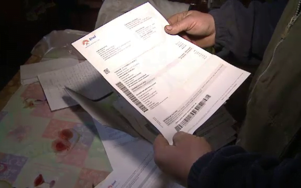 Parlamentul a plafonat facturile la curent și gaze. Vești bune pentru români!