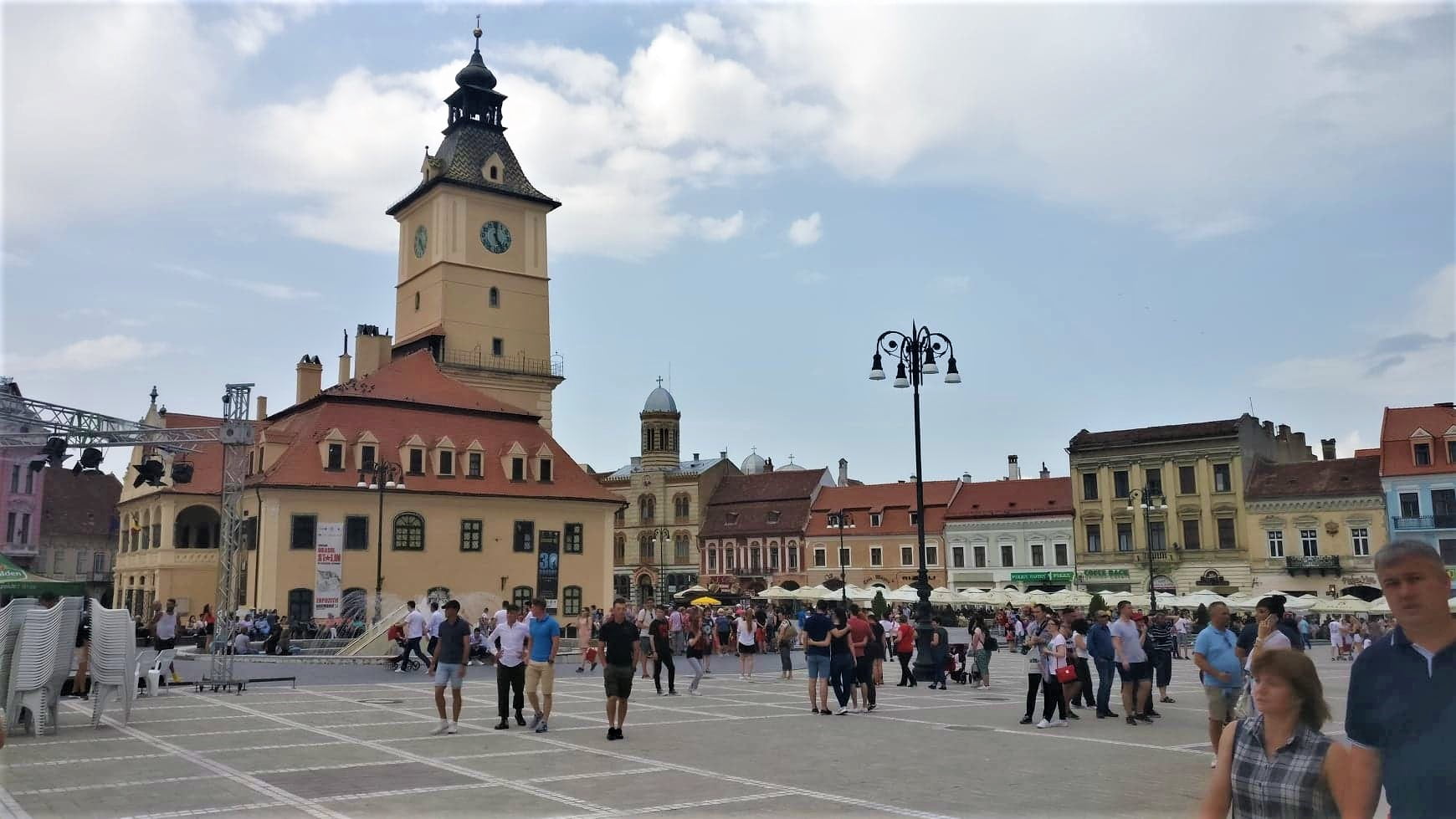 Unde se mănâncă bine în Brașov și ce să vizitezi în orașul de la poalele Tâmpei