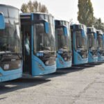 STB face angajări! Ce salariu are un șofer de autobuz