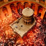 Cum se aprinde Lumina Sfântă? E considerată cea mai mare a creștinismului