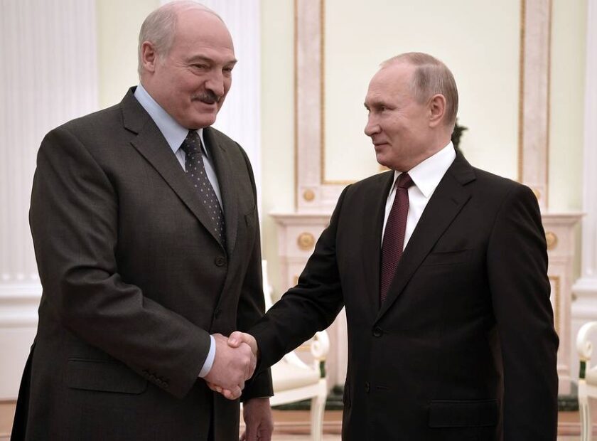Presidents of Russia and Belarus meet in Moscow