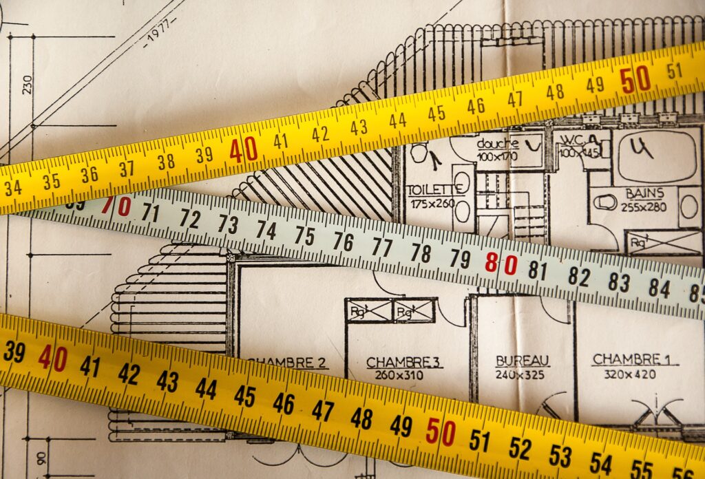 Cum calculezi metri pătrați. Afli imediat ce dimensiuni are un apartament sau o casă