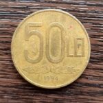 Ai cumva acasă monede de 50 de lei cu chipul lui Cuza, din anii ’90? Colecționarii le evaluează acum la 100.000 de euro per bucată!