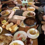 Câți bani a costat o „masă bogată de opt persoane” într-un restaurant din Istanbul. Când a venit nota de plată, românii au crezut că nu văd bine