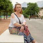 O croitoreasă română din Elveția se plânge că are salariul prea mic: „Nu trăiești cu 3.500 de franci brut pe lună, supraviețuiești”