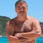 Bărbat găsit mort după un joc amoros cu trei femei. Era legat de mâini și de picioare