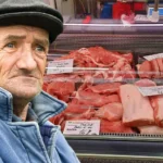 Disperarea bunicilor înainte de Sărbători: „Vizitez şi eu vitrinele cu carne, că nu am bani. Ce să fac cu 1000 de lei?”