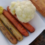 Cât a plătit un turist pe patru cârnăciori la Târgul de Crăciun din Cluj: "Îți stă mâncarea-n gât"