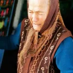 Caz revoltător! O bătrânică de 85 de ani trăiește cu o pensie de numai 95 de lei pe lună. Cum se descurcă femeia