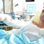 Se întâmplă în România! O ieșeancă și-a agresat bărbatul pentru că a refuzat-o… în pat