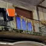 Italienii, îngroziți de cârnații întinși la uscat de către românii plecați în Sicilia: „Suntem pe timpuri străvechi?”