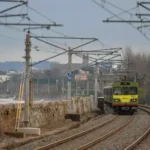 Un angajat la căile ferate se plânge că primește un salariu de 121.000 de euro pe an și nu face nimic: „Stau și citesc ziarul”