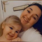 "Mami doarme şi nu o pot trezi”. O fetiţă de 4 ani şi-a sunat tatăl pentru a-l anunţa că mama ei a murit. Femeia avea epilepsie