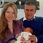 O româncă din Italia a născut în mașină. Soțul: „Când am ajuns la Urgențe, mi-am dat seama că micuțul s-a născut deja”