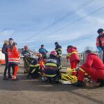 Tragedie la Botoșani. O fată de 14 ani a murit după ce a fost înjunghiată de 25 de ori pe stradă