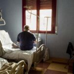 O clinică și-a anunțat toți pacienții că au cancer, în loc să le trimită mesaje de Crăciun