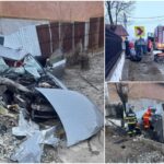 Un șofer beat a făcut prăpăd cu mașina, pe o șosea din Gorj. A lovit parapetele din beton și s-a oprit în curtea unei case