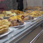 Orașul din România unde studenții pot mânca un meniu complet cu doar opt lei. Cantina modernă s-a deschis astăzi