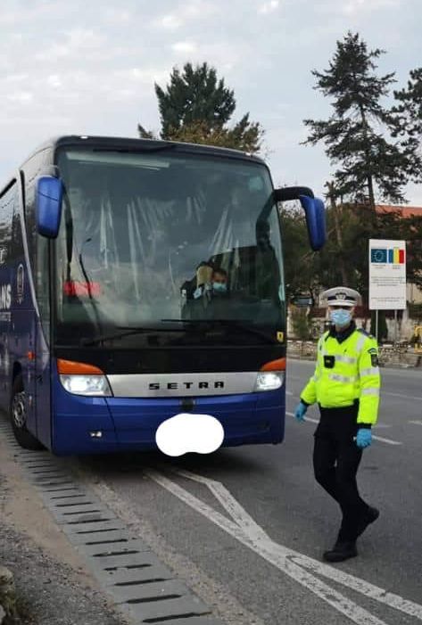 Un polițist din Mehedinți a postat pe Facebook o poză în uniformă. Ireal ce a urmat 