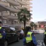 O femeie și-a convins soțul, sora și copiii să se arunce de la etajul șapte. Era adeptă a teoriilor conspiraționiste