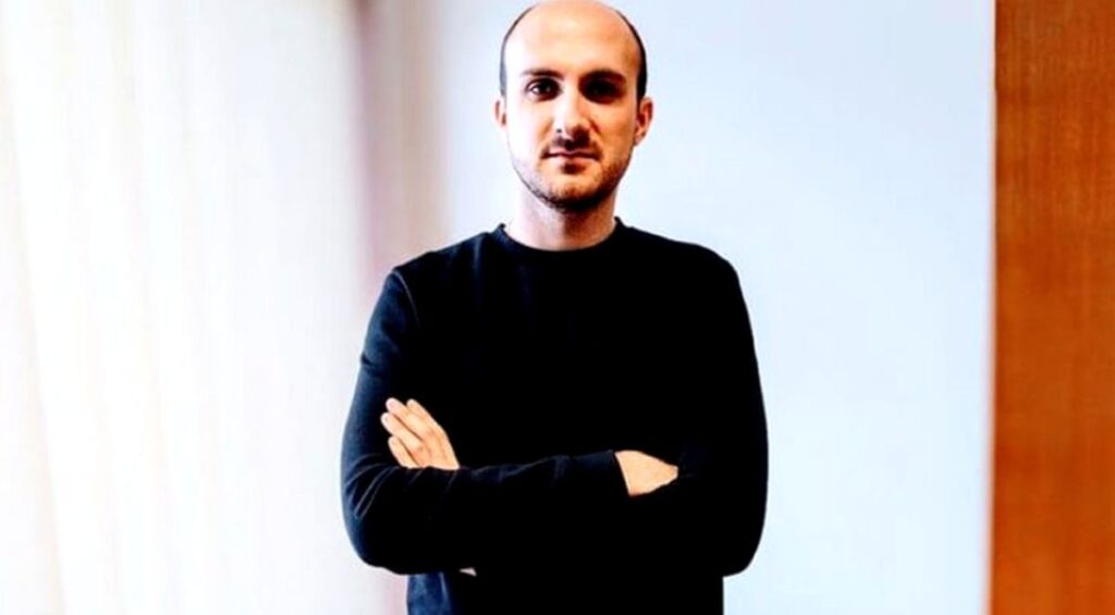 Valeriu a murit subit, la doar 28 de ani, în urma unei lovituri la cot. S-a stins pe masa de operație a Spitalului din Vatra Dornei