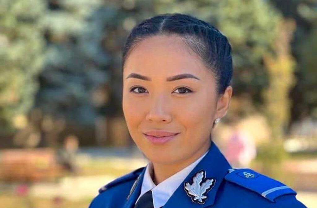 Povestea Cristinei, jandarmerița chinezoiacă ce și-a dorit încă de mică să devină cadru militar