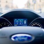 Viitoarele maşini Ford vor pleca singure la dealer sau la fier vechi, dacă proprietarul nu își plătește ratele