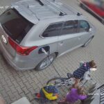 Mesajul unui șofer din Cluj, deranjat de copiii care merg cu bicicleta pe lângă mașini: "Le vor zgâria"