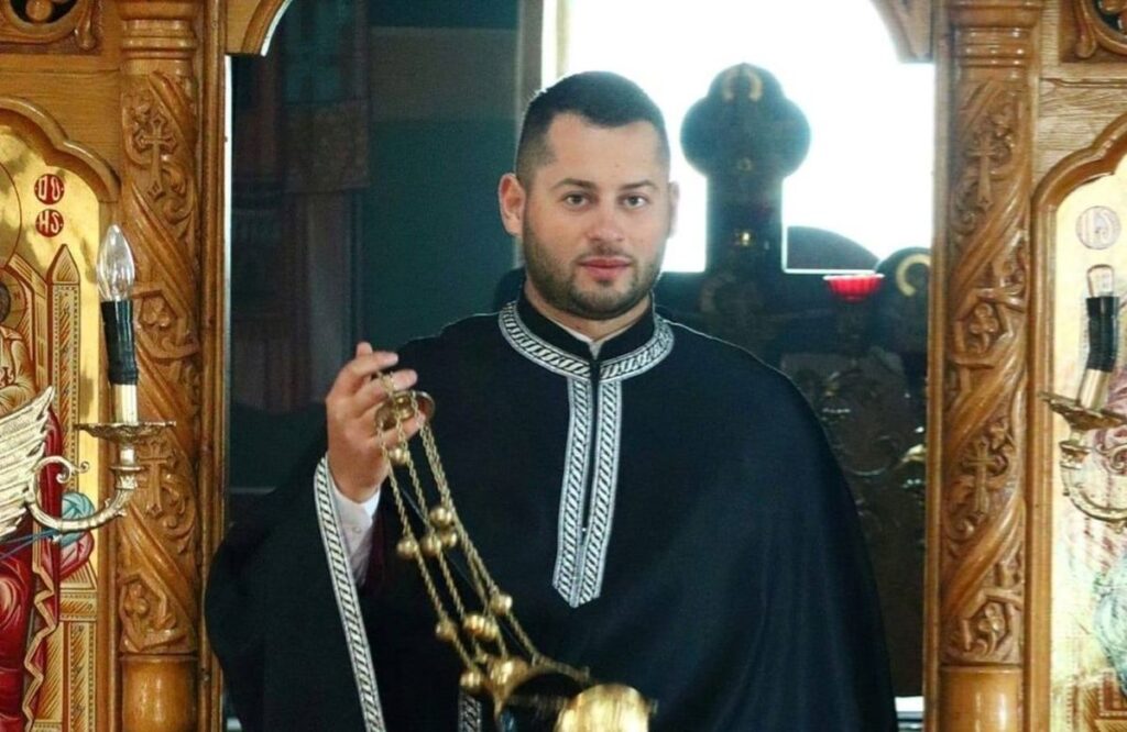 Fostul preot Daniel Balaș, reacție tranșantă pentru credincioșii care participă la slujba de Înviere: "Care lumină luați voi?"