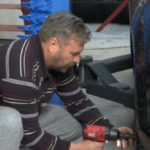 Service-ul din România unde îţi repari singur maşina. Costurile, de 4 ori mai mici decât cu mecanicii