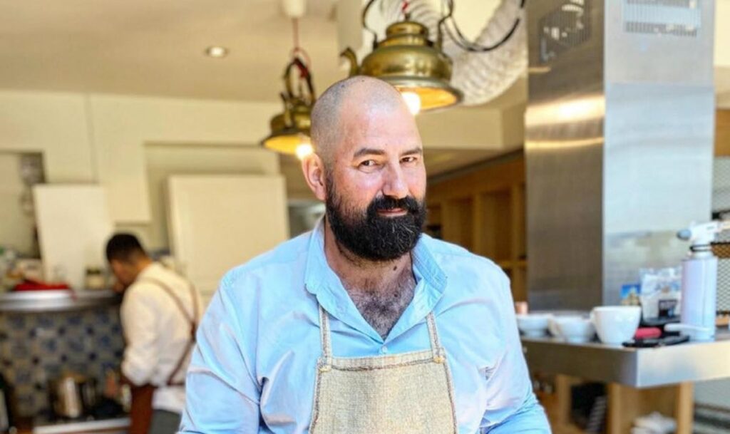 Chef Adi Hădean, mesaj controversat pentru românii care lucrează în servicii: "Nu mai fiți nespălați și împuțiți, că de aia câștigați prost“