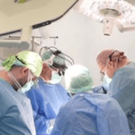 25 de copilaşi cu malformaţii la inimă, operaţi gratuit la o clinică privată din Bucureşti. Peste 100 de suflete sunt pe lista de aşteptare