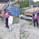 Metoda prin care doi vânzători de lemne au dus de nas un bărbat din Olt. Detaliul ascuns prin care clienții sunt păcăliți: "Plătești două, primești una!"