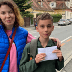 Un băiat de 13 ani din Sibiu a donat 3.500 de lei, bani primiți la ziua de naștere, Fundației Polisano. Carmen, mama lui David: Mi-a spus că vrea să ajute copiii bolnavi