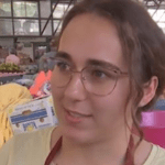 Povestea Dianei, olimpica la biologie admisă la Facultatea de Medicină care vinde roşii în piaţă: "Nu sunt o ţărancă, vreau să ajung om mare"