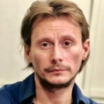 Cine este Marius Manole, actorul din serialul Groapa de la Pro TV. Biografie: vârstă, studii, carieră, familie.