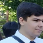 Tragedia unui licean eminent. Răzvan s-a aruncat în gol de pe acoperiș. A lăsat bilete de adio fiecărui membru al familiei