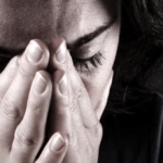 A muncit 20 de ani în străinătate pentru a construi o casă, dar când s-a întors în România a găsit casa vândută