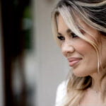Gina Pistol, despre divorțul părinților. „M-au dus la o femeie. M-am simțit singură, m-am simțit a nimănui. Nu a venit nimeni să îmi spună, mie, copilului, ‘Băi, părinții tăi se judecă, e ceva normal, dar nu înseamnă că nu ești iubită’”